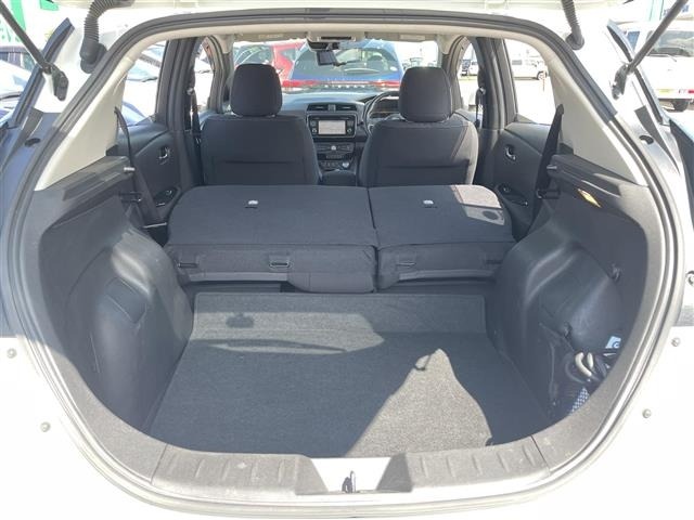 Nissan LEAF 2017 8485747-21