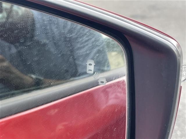 Nissan LEAF 2018 8485846-5