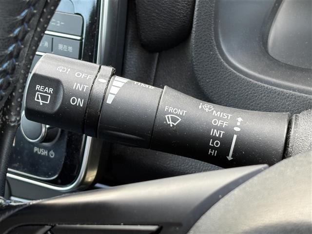 Nissan LEAF 2019 8485848-5