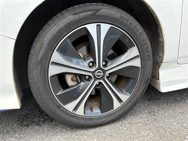 Nissan LEAF 2019 8485946-10