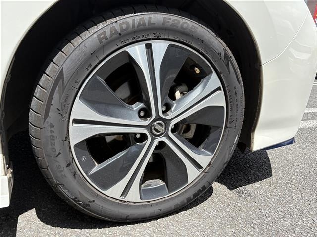 Nissan LEAF 2019 8485946-11