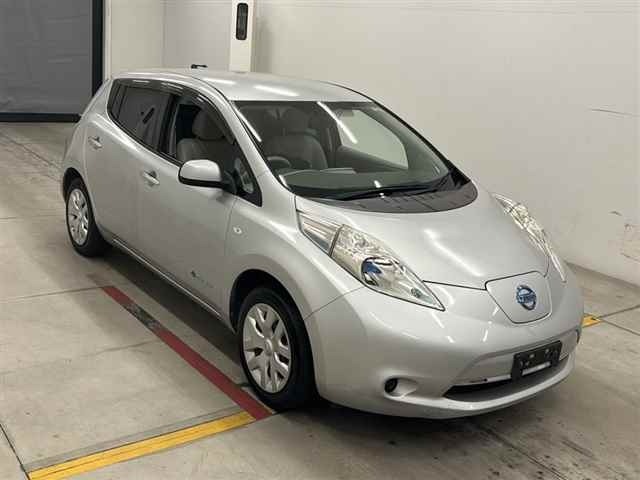 Nissan LEAF 2014 8485968-0