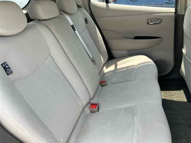 Nissan LEAF 2014 8485968-8