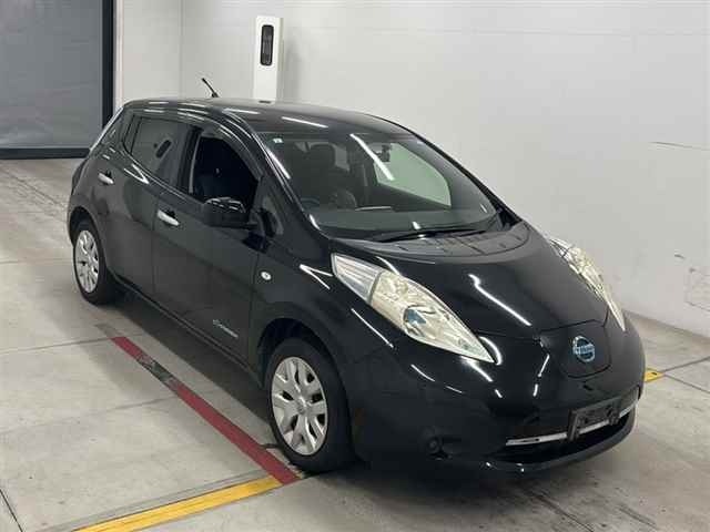 Nissan LEAF 2015 8486061-0