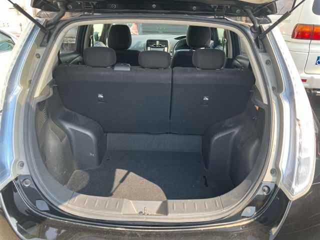 Nissan LEAF 2015 8486061-10