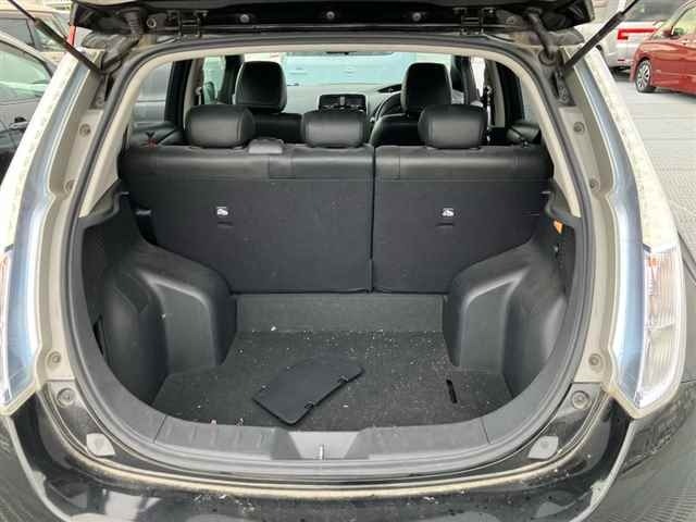 Nissan LEAF 2014 8486062-10