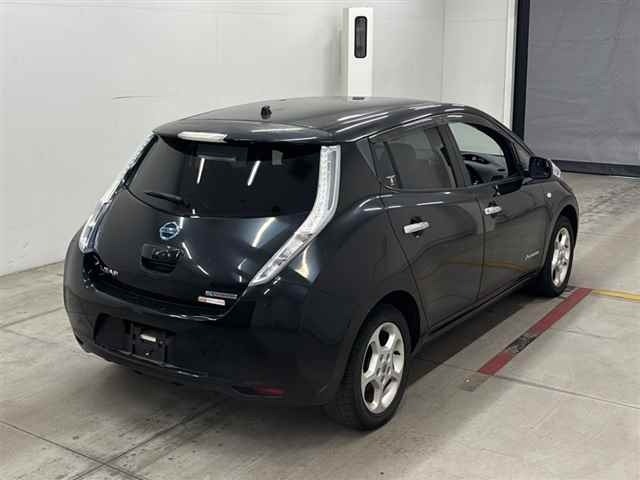 Nissan LEAF 2014 8486062-5