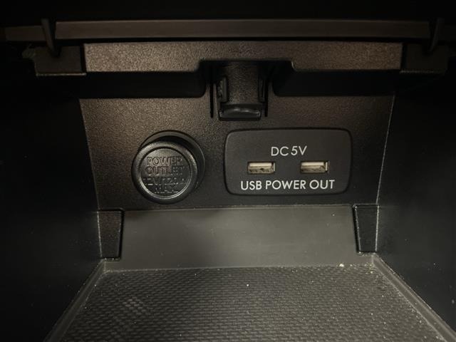 Subaru LEGACY B4 2017 8490288-2