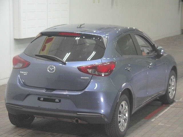 Mazda MAZDA2 2022 8479696-5