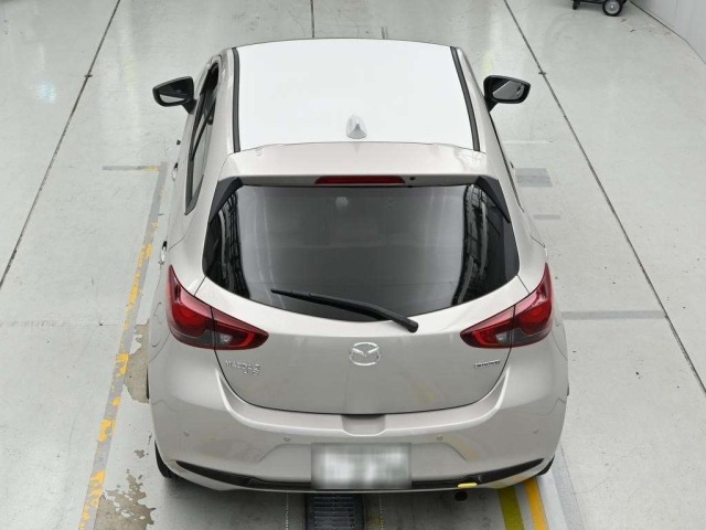Mazda MAZDA2 2023 8479699-8