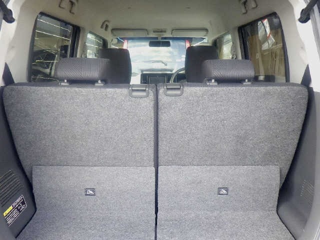 Suzuki MR WAGON 2012 8490607-9