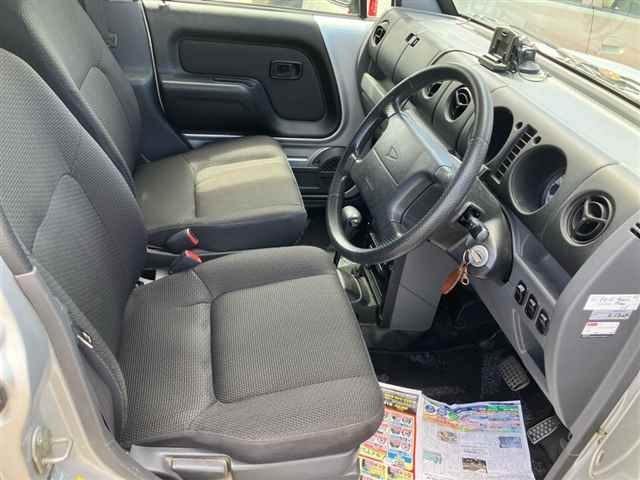 Daihatsu NAKED 2000 8484441-7
