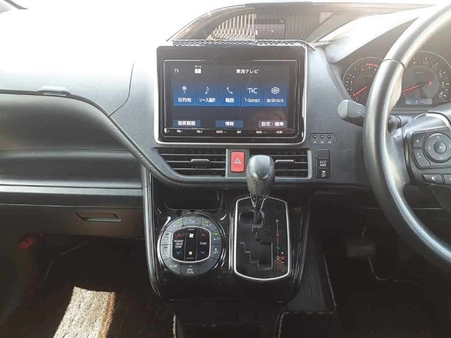 Toyota NOAH 2020 8483074-11