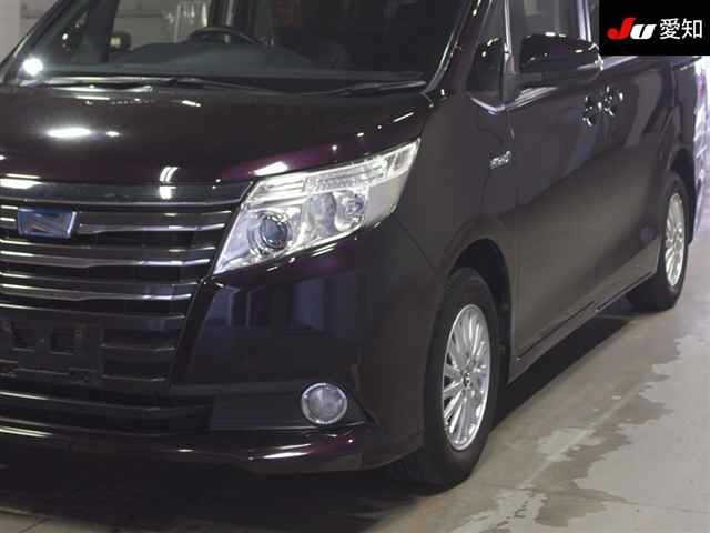 Toyota NOAH 2016 8483080-7