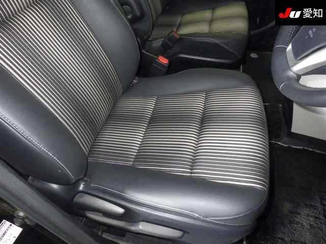 Toyota NOAH 2020 8483090-6