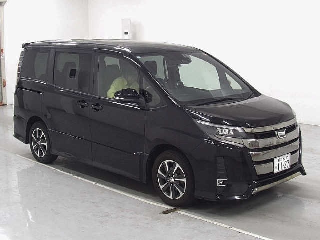 Toyota NOAH 2020 8483113-0