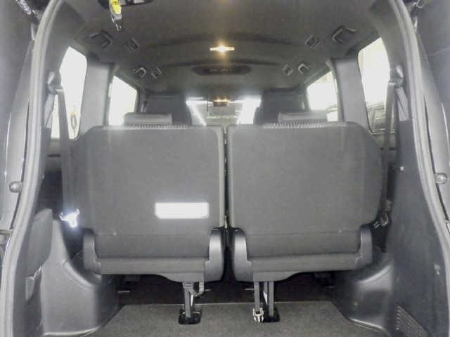 Toyota NOAH 2020 8483113-9