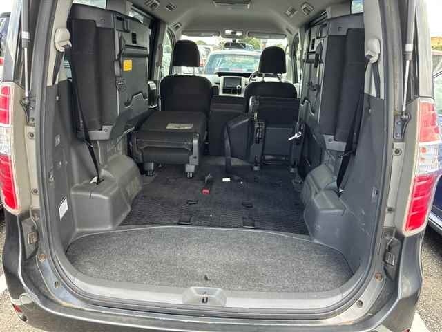 Toyota NOAH 2009 8483121-10