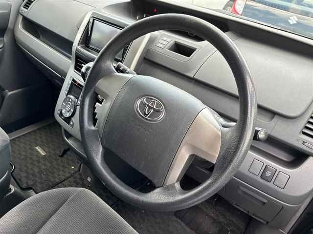 Toyota NOAH 2009 8483121-3