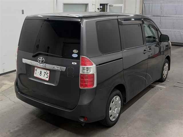 Toyota NOAH 2009 8483121-5
