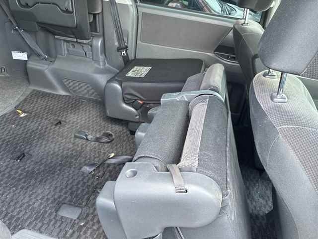 Toyota NOAH 2009 8483121-8