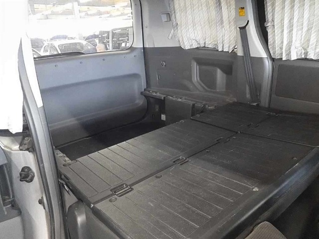 Toyota NOAH 2008 8483170-11