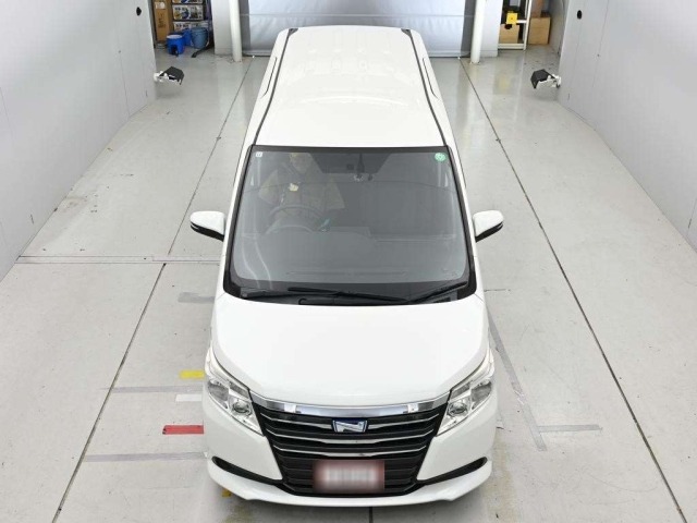 Toyota NOAH 2015 8483171-7