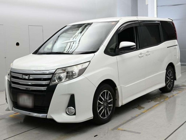 Toyota NOAH 2014 8483180-0