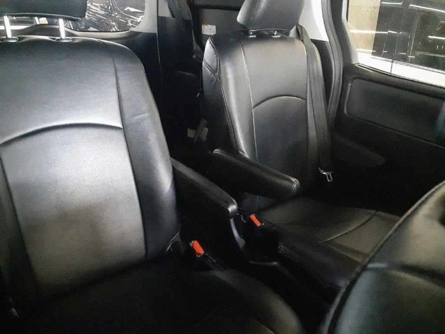 Toyota NOAH 2014 8483180-11