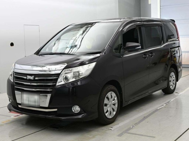 Toyota NOAH 2014 8483182-0