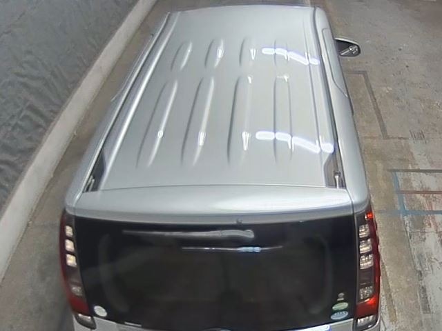 Toyota NOAH 2014 8483183-6