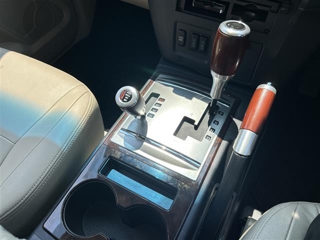 Mitsubishi PAJERO 2019 8491020-7