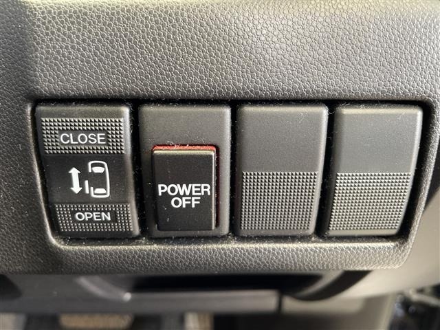 Mazda PREMACY 2015 8490884-1