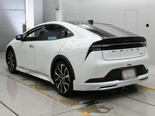 Toyota PRIUS PHV 2023 8481050-6