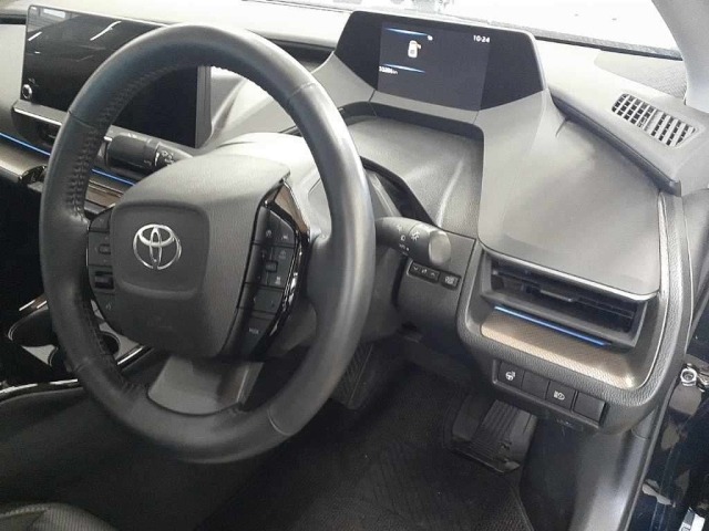 Toyota PRIUS PHV 2023 8481060-9