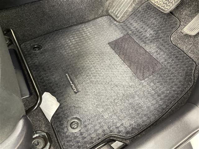 Toyota PRIUS PHV 2012 8481312-4