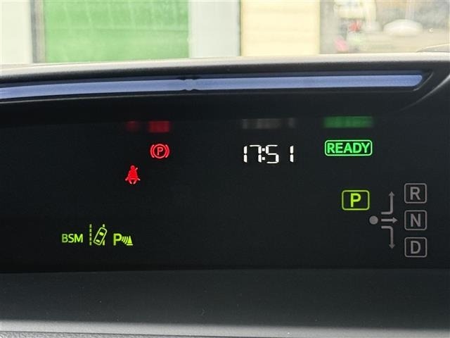 Toyota PRIUS PHV 2022 8481322-1
