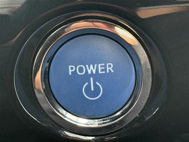 Toyota PRIUS PHV 2022 8481322-10