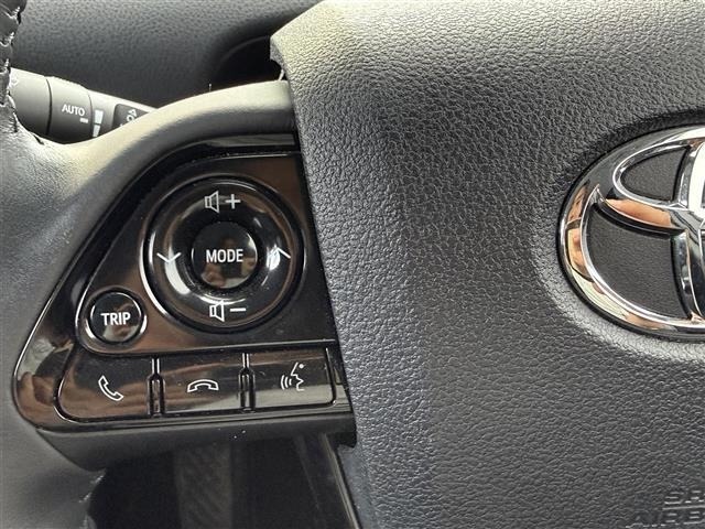 Toyota PRIUS PHV 2022 8481322-5