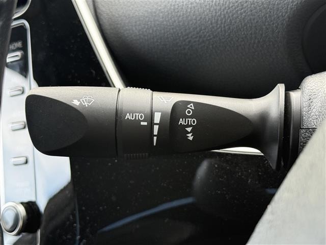 Toyota PRIUS PHV 2022 8481322-8