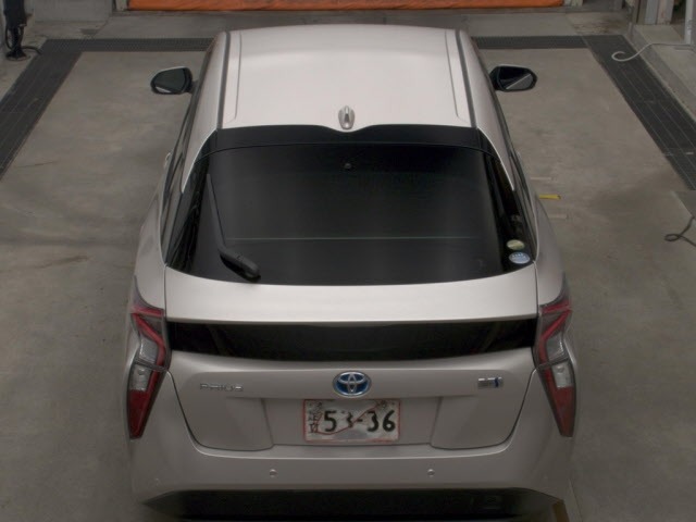Toyota PRIUS 2018 8480453-7
