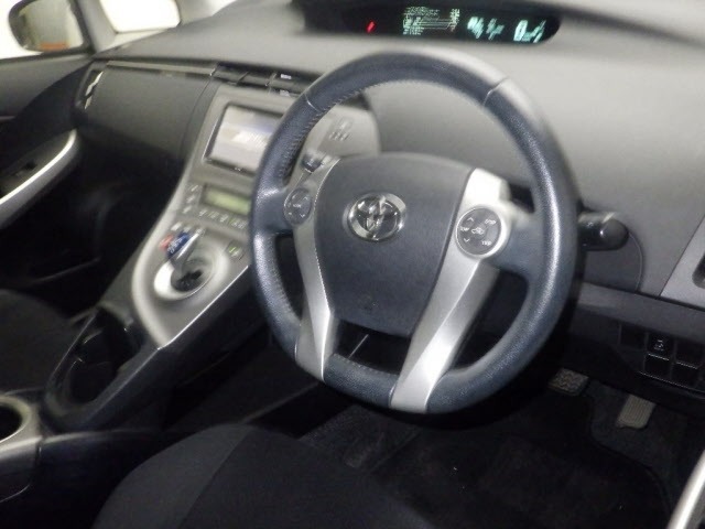 Toyota PRIUS 2015 8480457-3