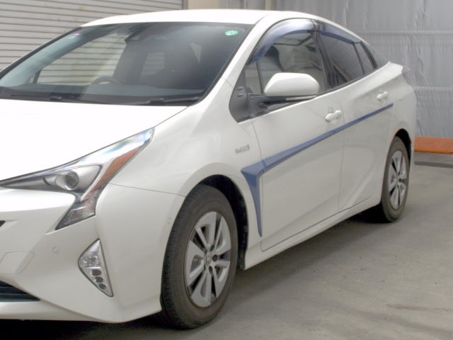 Toyota PRIUS 2017 8480468-4