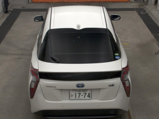 Toyota PRIUS 2017 8480468-7