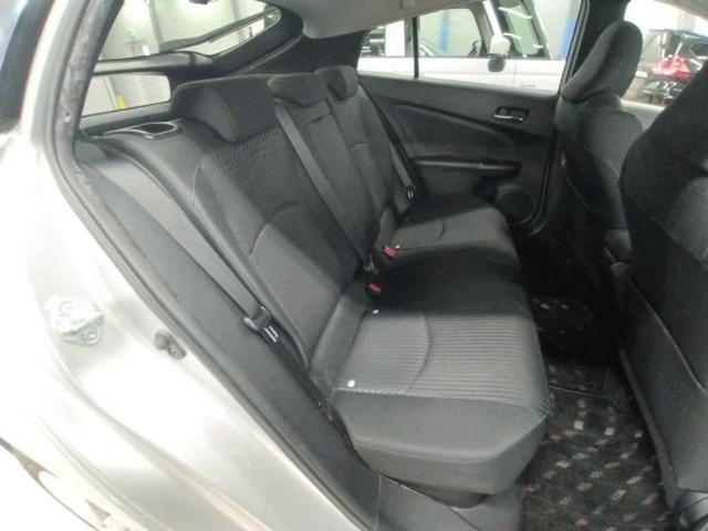 Toyota PRIUS 2016 8480486-12