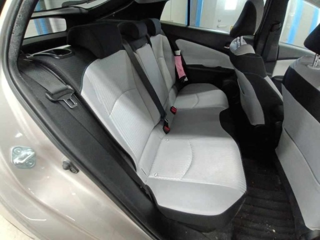 Toyota PRIUS 2016 8480494-12