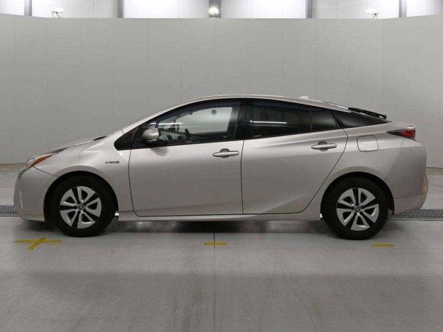 Toyota PRIUS 2016 8480494-4