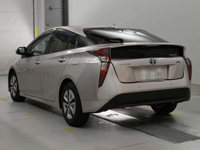 Toyota PRIUS 2016 8480494-6
