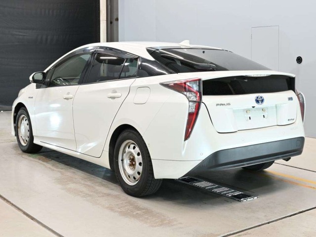 Toyota PRIUS 2017 8480497-6