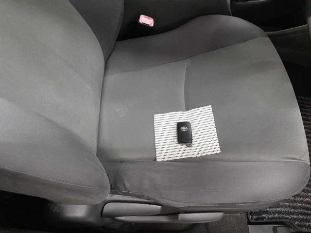 Toyota PRIUS 2012 8482653-10